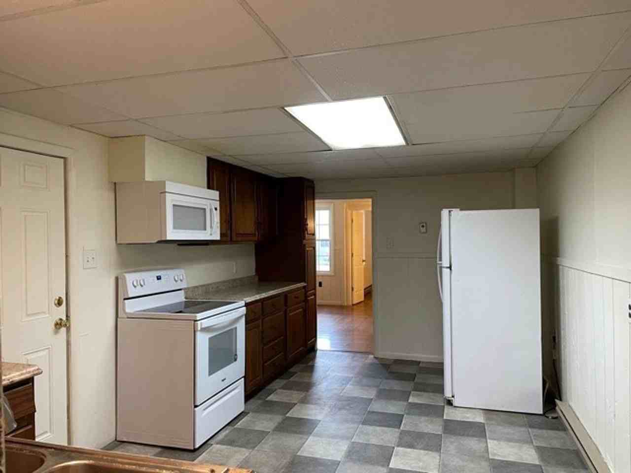 251 N Race St - Photo 5 of 13