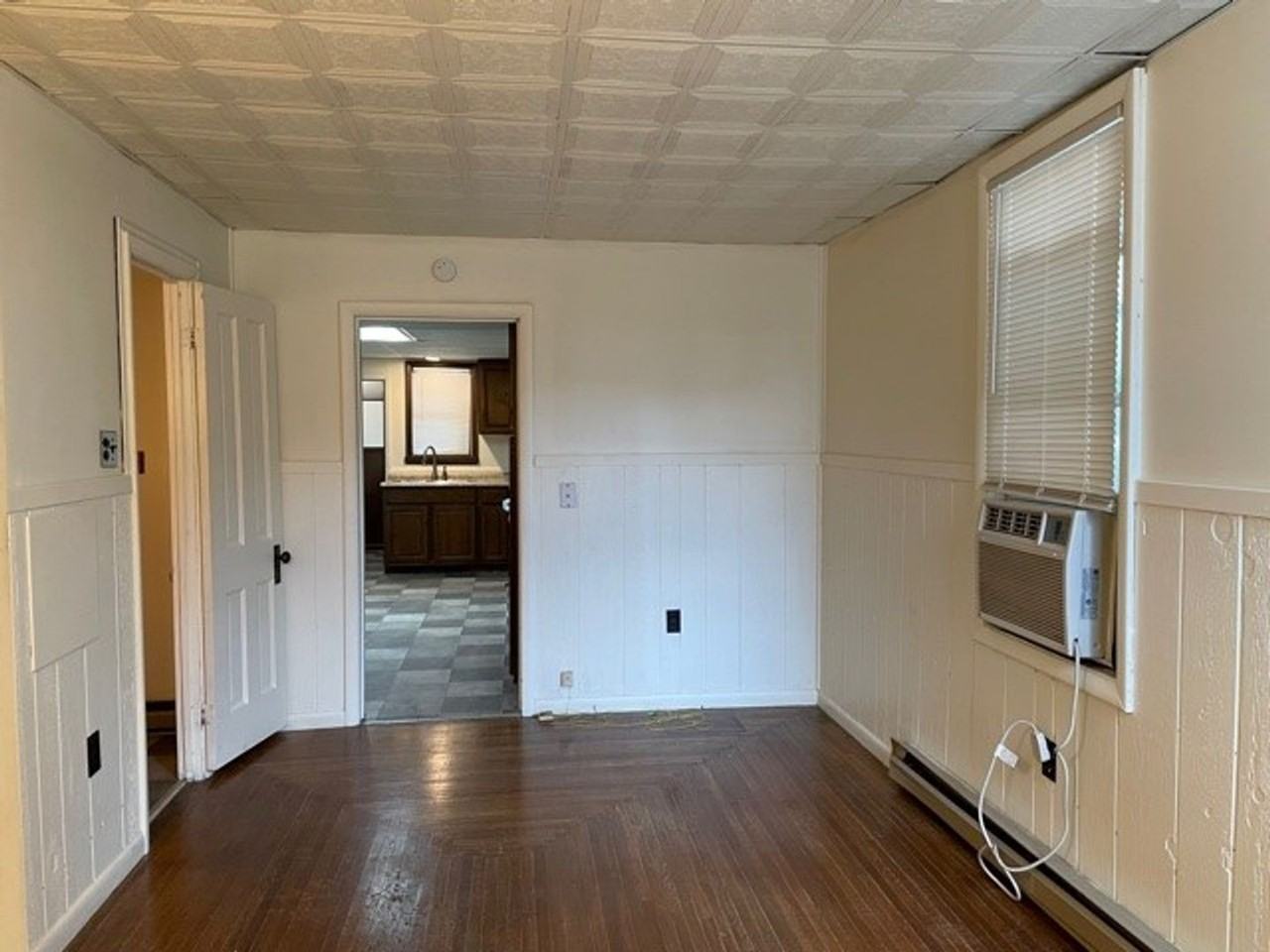 251 N Race St - Photo 7 of 13