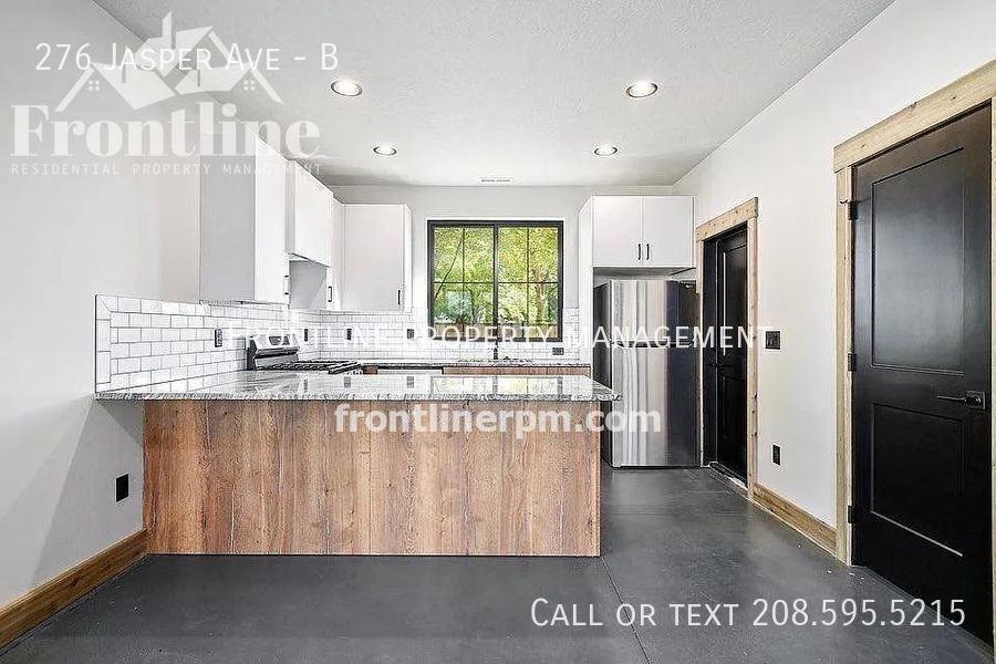 276 Jasper Ave #B - Photo 5 of 9