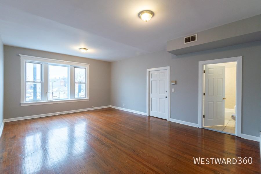 3403 W North Ave #2 - Photo 4 of 10
