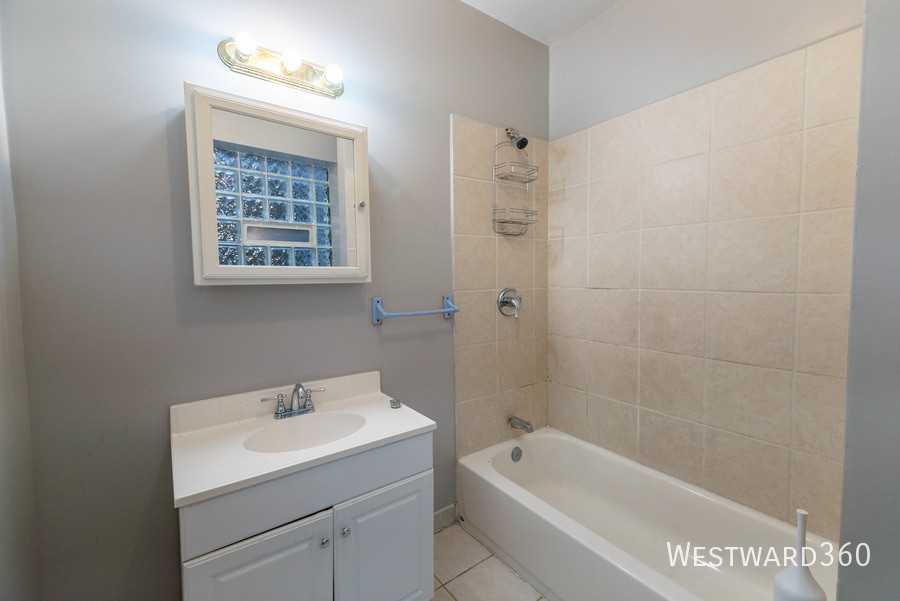 3403 W North Ave #2 - Photo 6 of 10