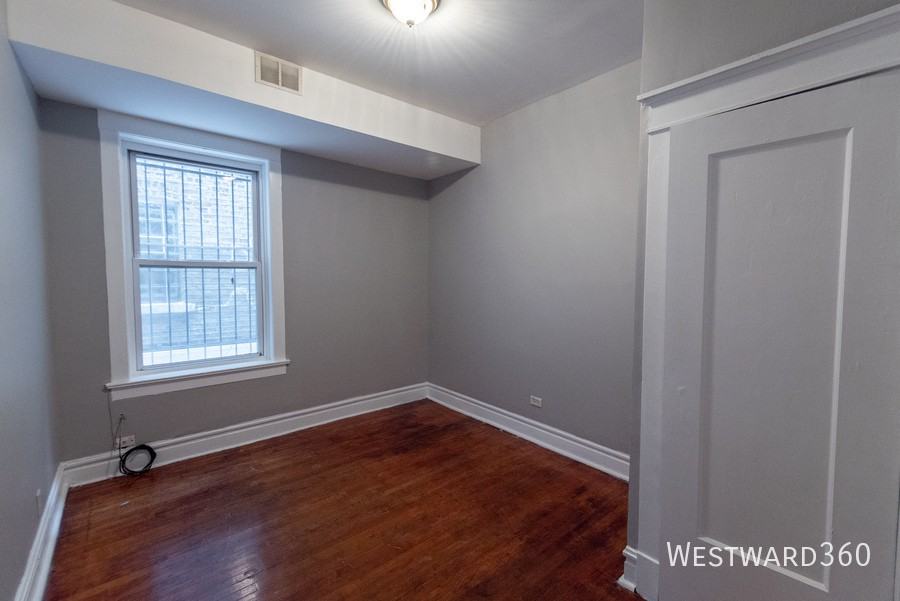 3403 W North Ave #2 - Photo 7 of 10