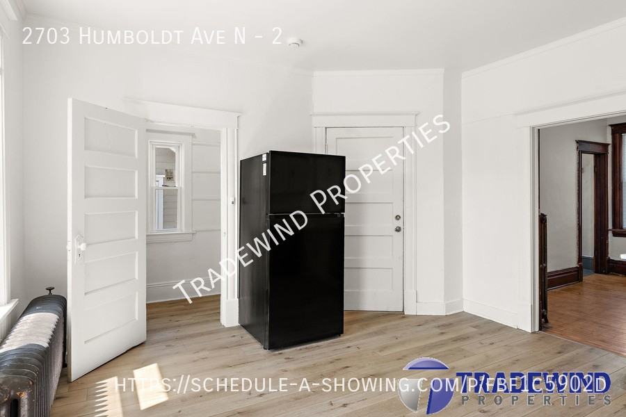 2703 Humboldt Ave N #2 - Photo 6 of 25