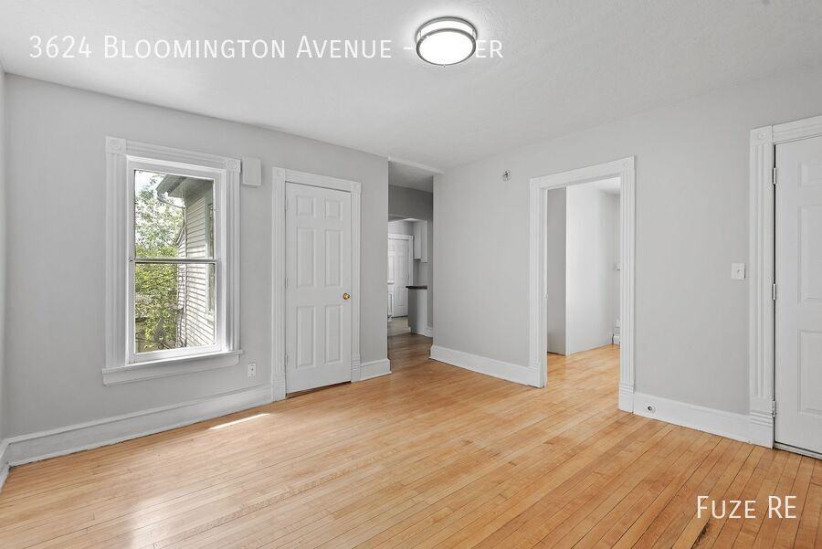 3624 Bloomington Ave - Photo 6 of 21