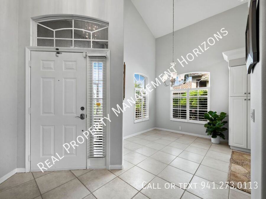 8737 Pebble Creek Ln - Photo 3 of 50