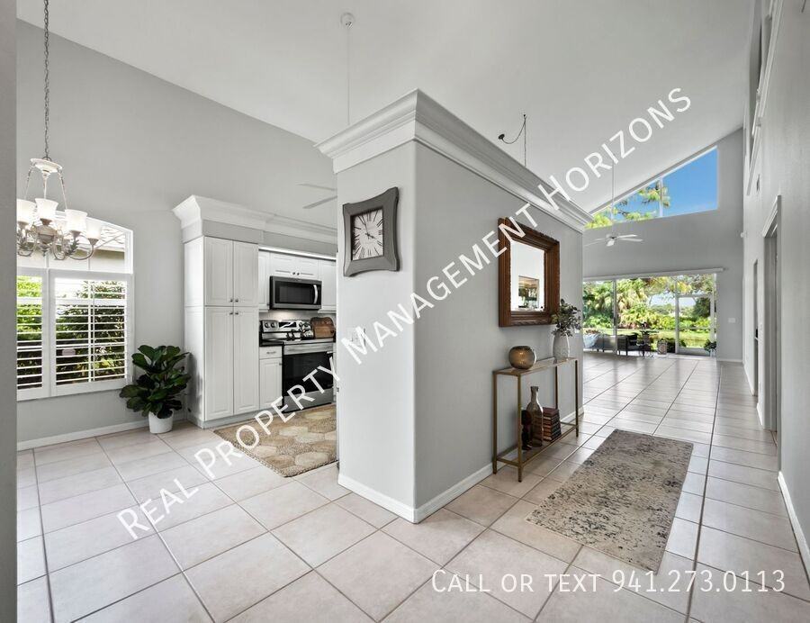 8737 Pebble Creek Ln - Photo 5 of 50