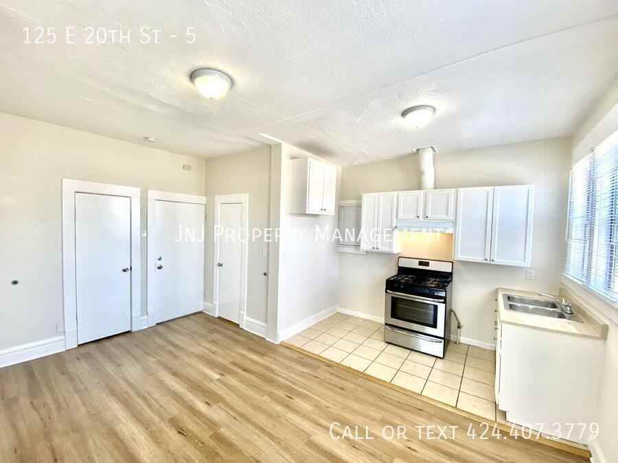 125 E 20th St #5 - Photo 6 of 19