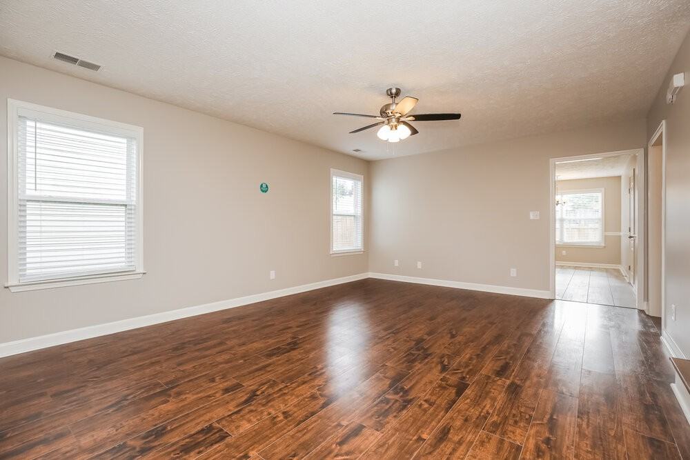 1632 Beaconcrest Cir - Photo 4 of 17