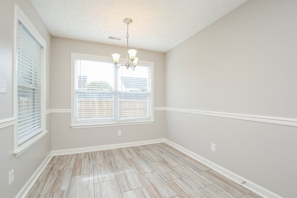 1632 Beaconcrest Cir - Photo 6 of 17
