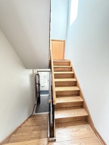 5557 South Harper Avenue - Photo 6 of 18
