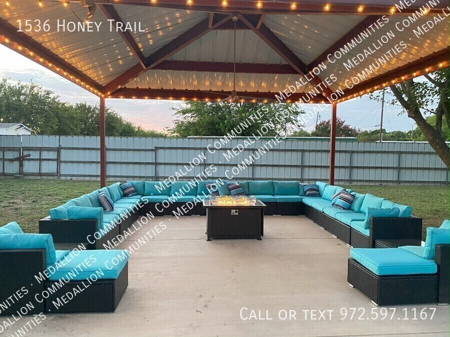 1536 Honey Trl - Photo 5 of 8