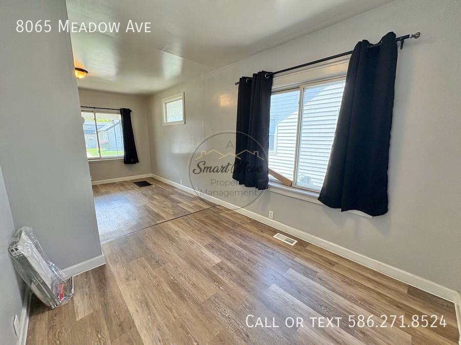 8065 Meadow Ave - Photo 7 of 19