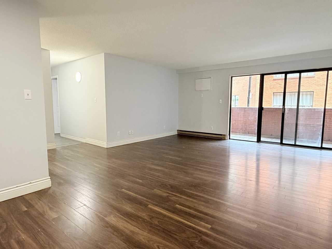 10 Pearl St W #106 - Photo 3 of 23