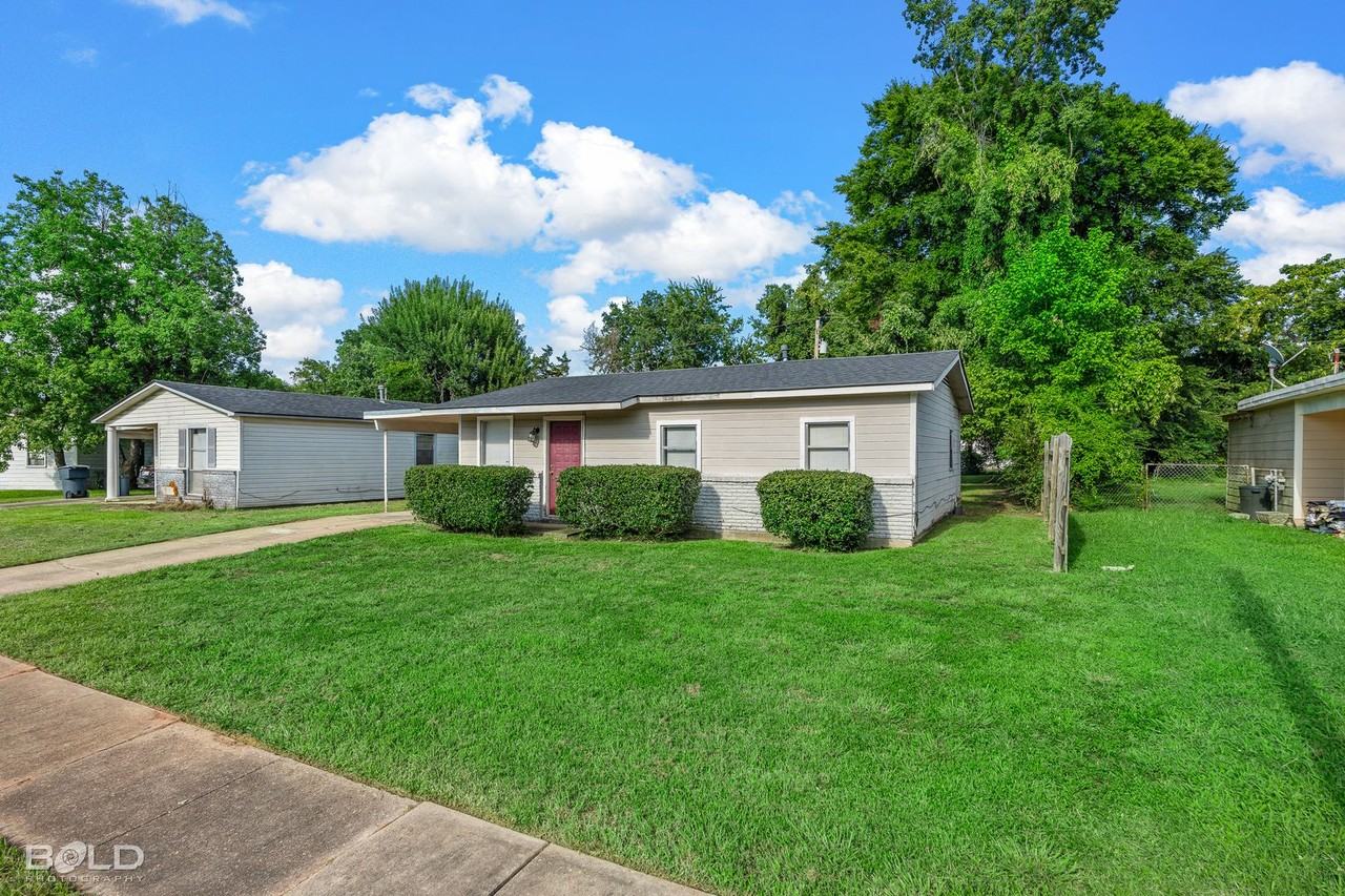 1222 Lampkin St - Photo 3 of 49