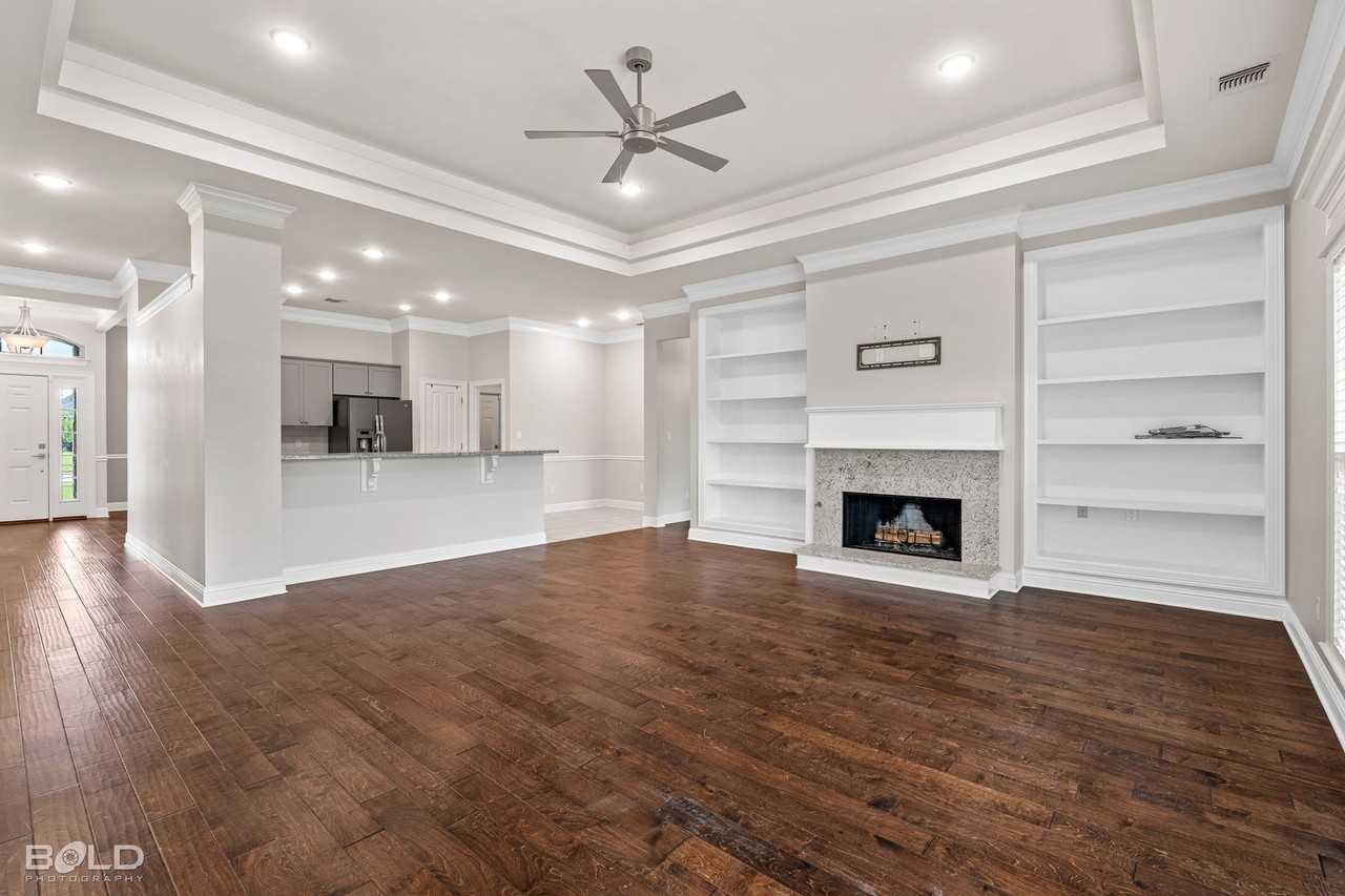 619 Labarre Ln - Photo 7 of 38