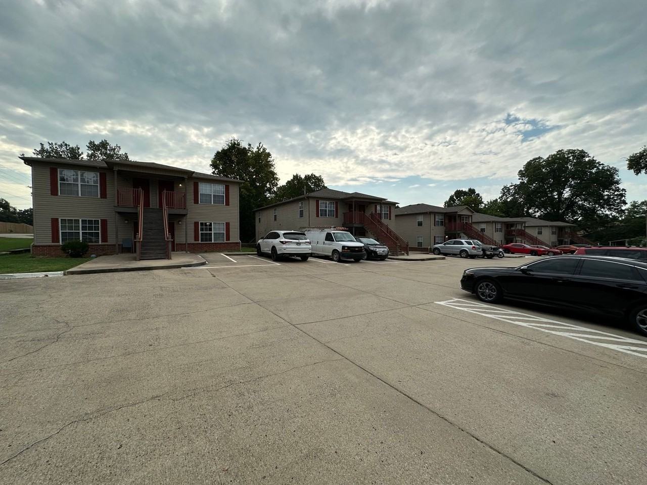 1314 N 47th St #101 - Photo 2 of 18