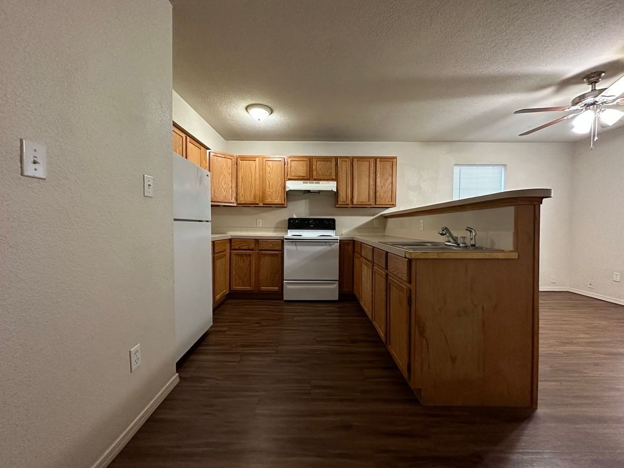 1314 N 47th St #101 - Photo 5 of 18