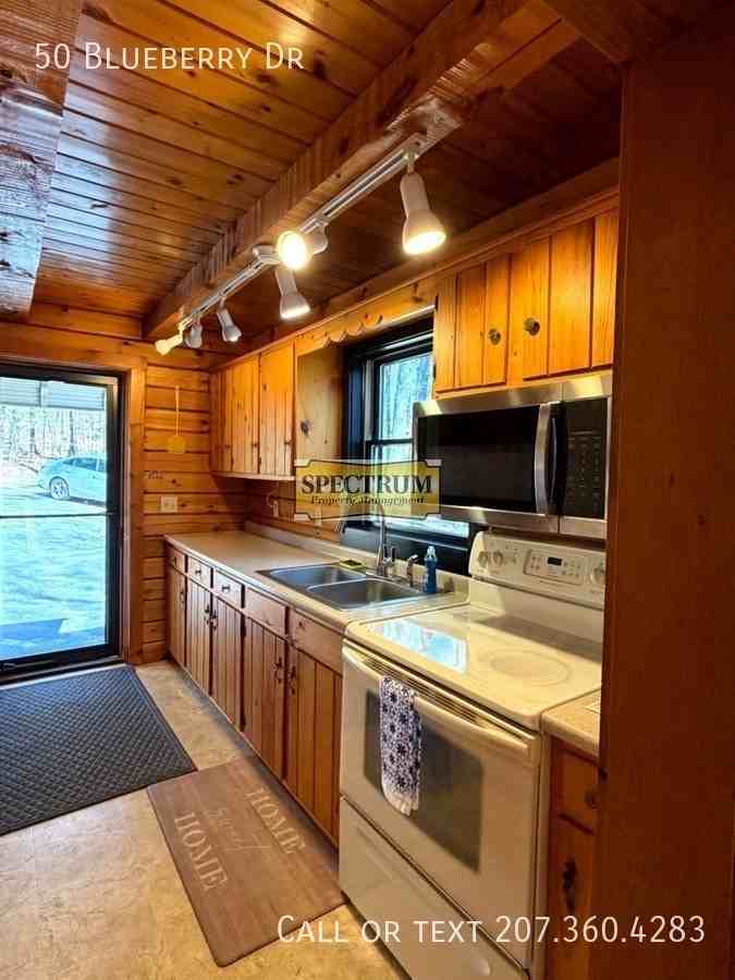 50 Blueberry Dr - Photo 2 of 20