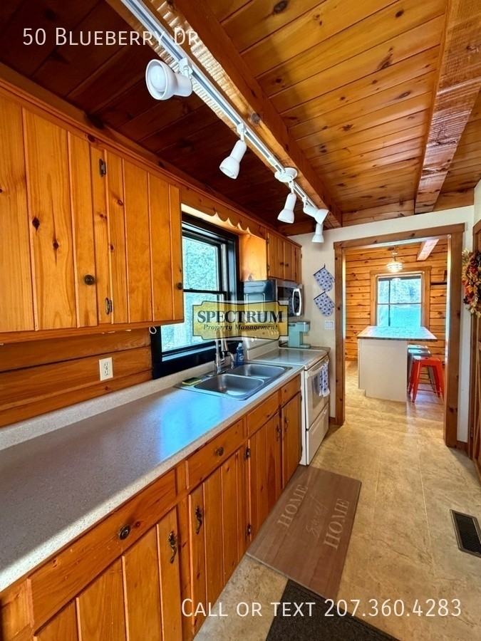 50 Blueberry Dr - Photo 5 of 20