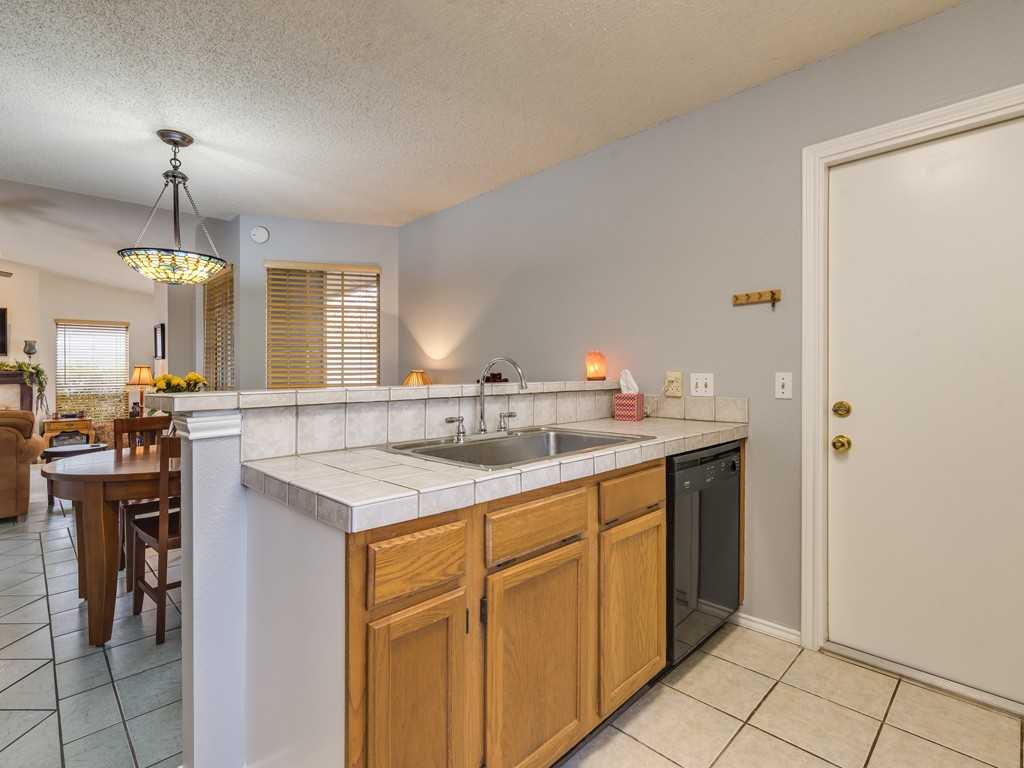 8309 Horton Trl - Photo 7 of 19
