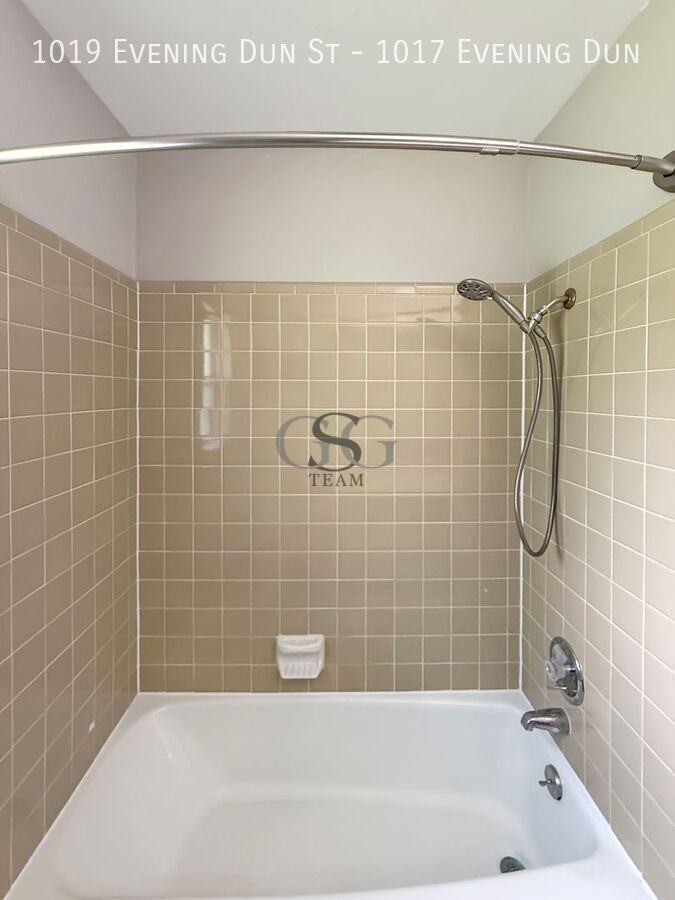 1019 Evening Dun St - Photo 6 of 20