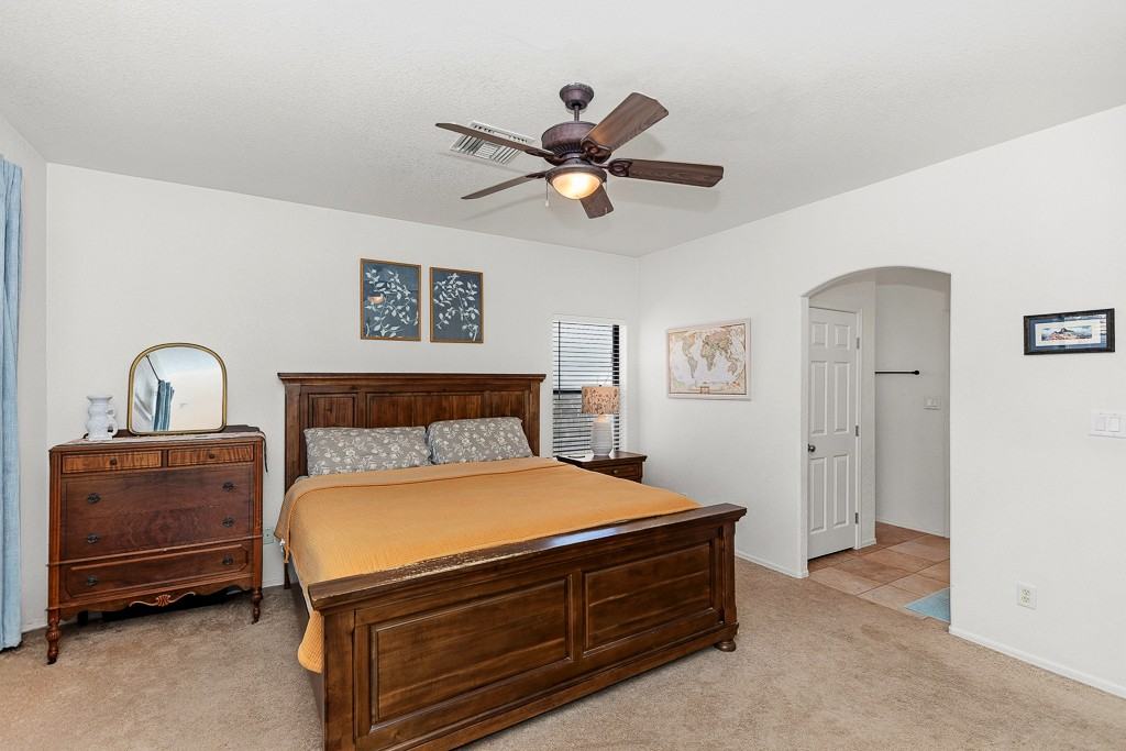 10213 S Del Rey Dr - Photo 6 of 22