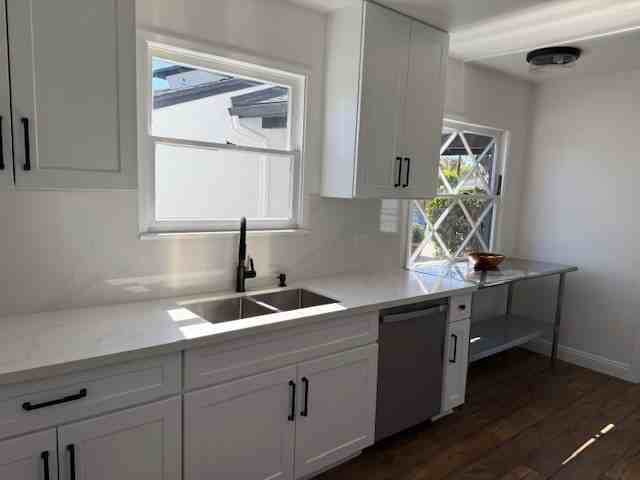 1424 Riverside Dr #NA - Photo 6 of 50