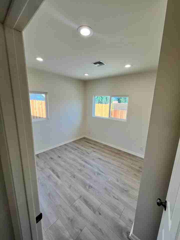 9525 Riverview Ave #NA - Photo 5 of 18