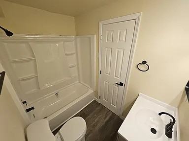 14900 Union Ave Sw - Photo 4 of 5