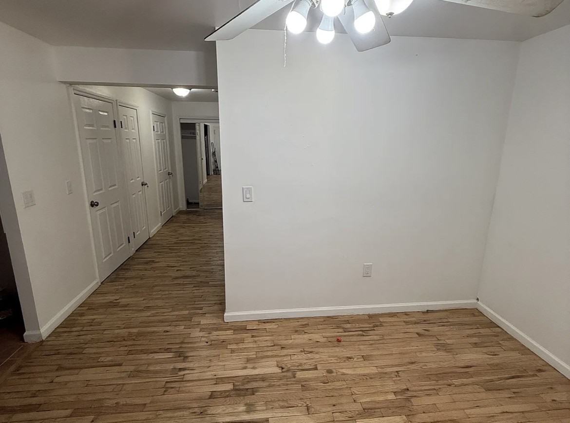 1349 Franklin Ave #1C - Photo 3 of 12