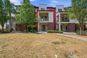 featured image of 11288 Colony Cir