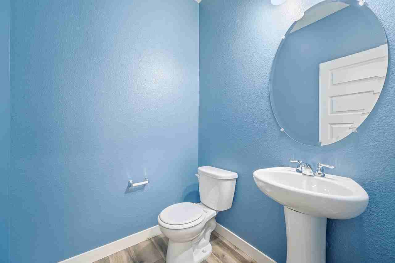 11288 Colony Cir - Photo 6 of 38