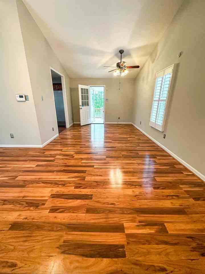203 Polly Dr - Photo 6 of 25