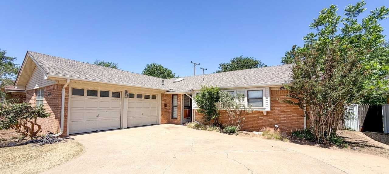 5604 38th St - Photo 2 of 12