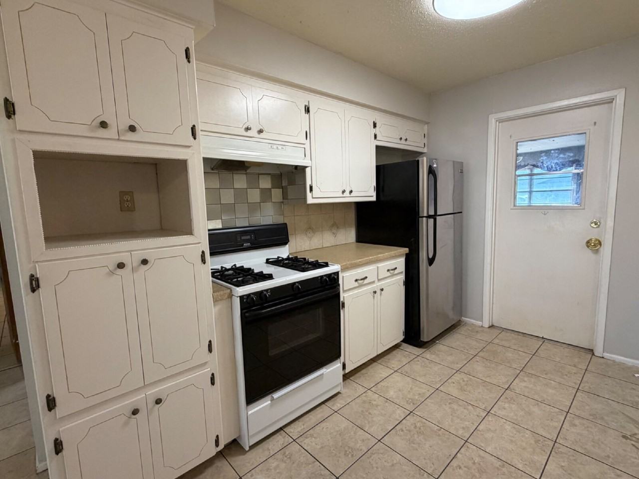 5604 38th St - Photo 6 of 12