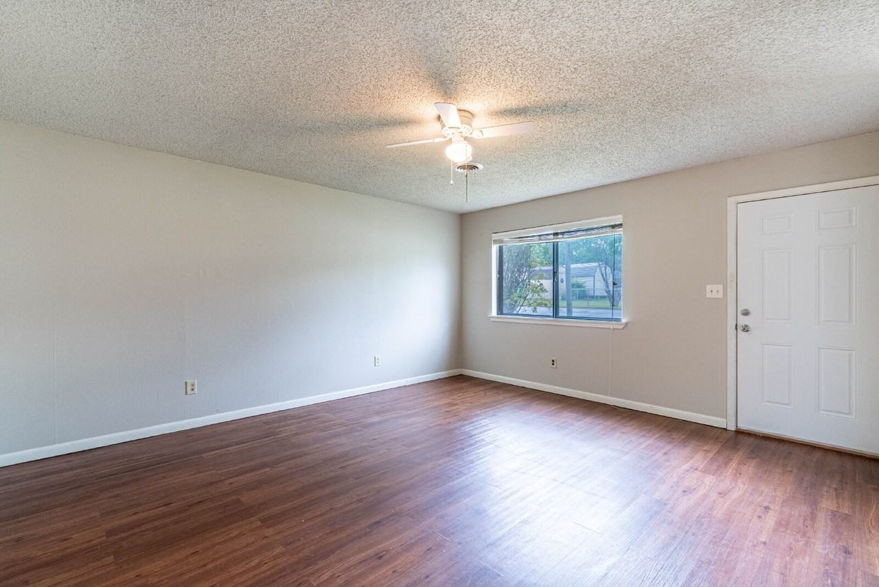2217 W Alpine Cir - Photo 6 of 20
