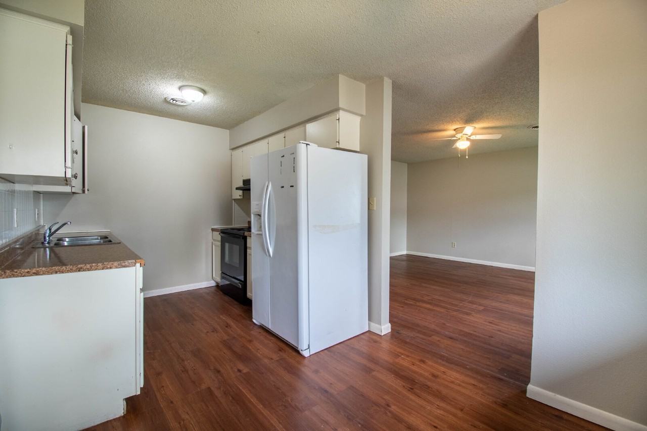 2217 W Alpine Cir - Photo 7 of 20