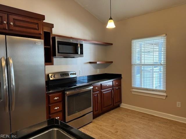 2123 Retreat Ct - Photo 7 of 11