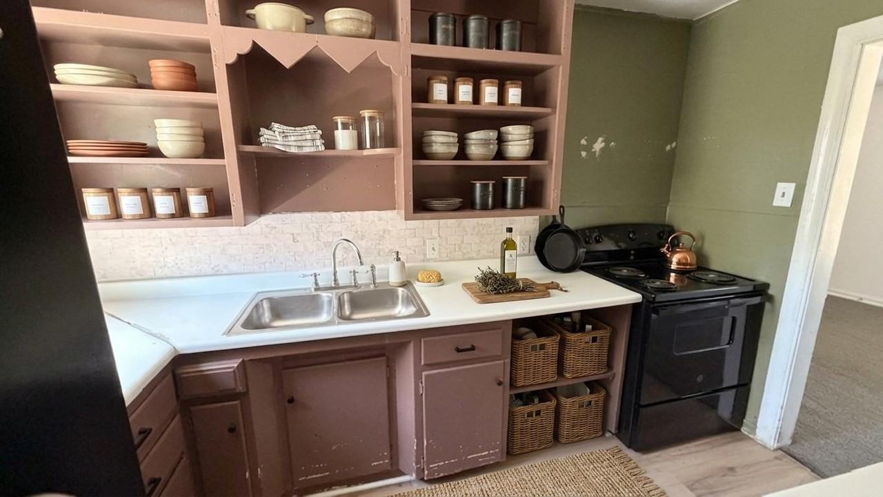 208 W Ercoupe Dr - Photo 3 of 15