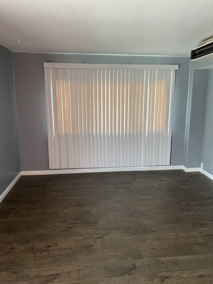 702 Vine St Apt 4 - Photo 3 of 5