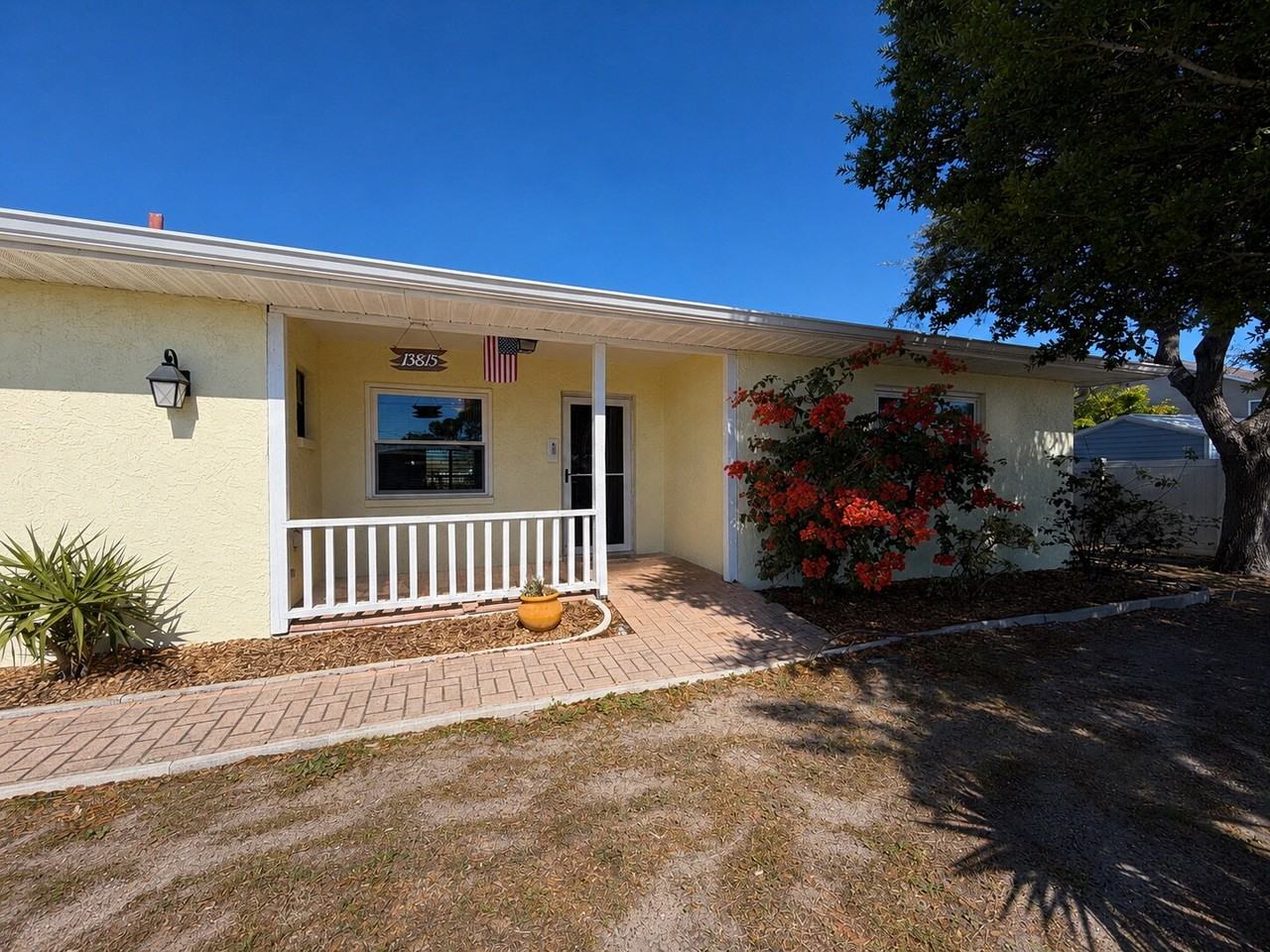 13815 San Juan Ave - Photo 3 of 35