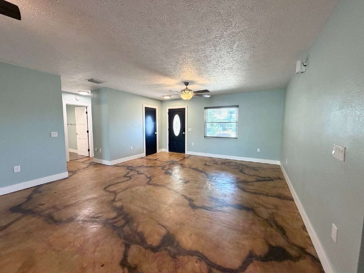 13815 San Juan Ave - Photo 5 of 35