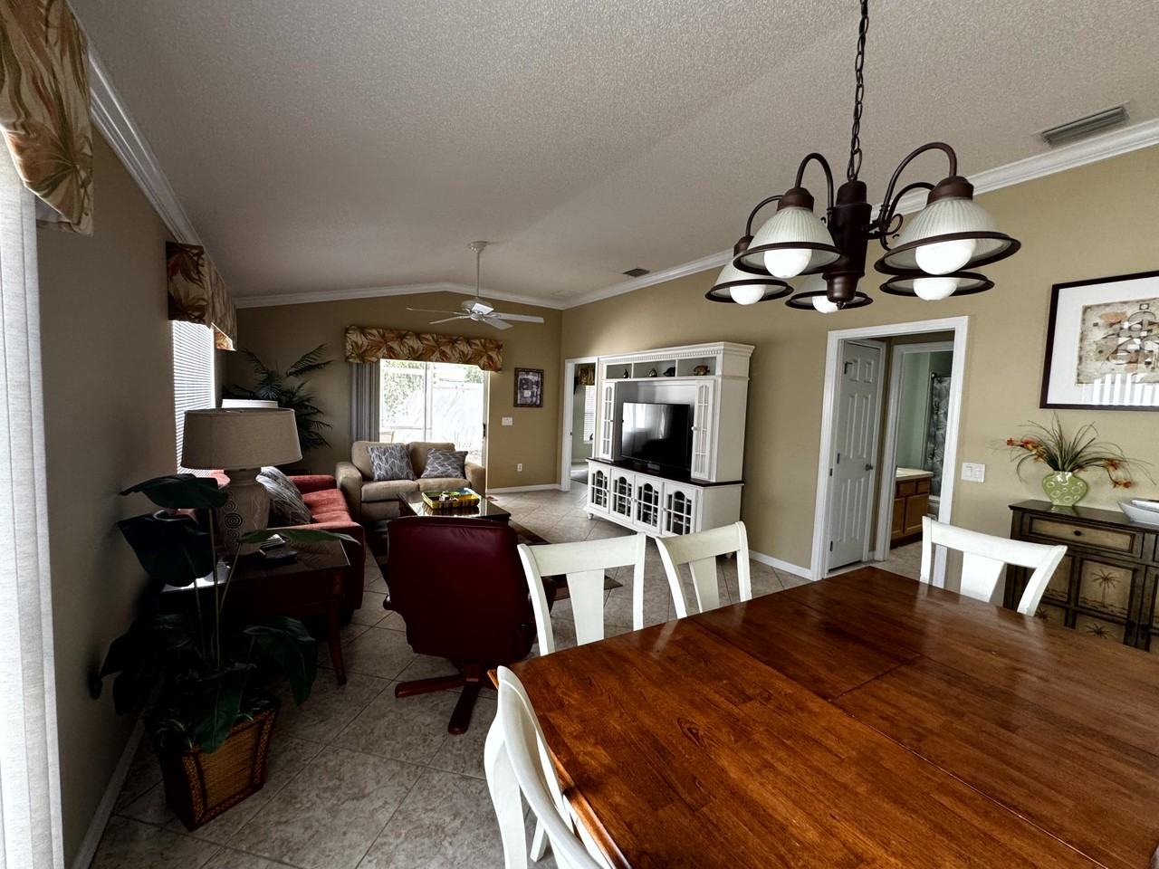 836 Chappells Dr #NA - Photo 4 of 24