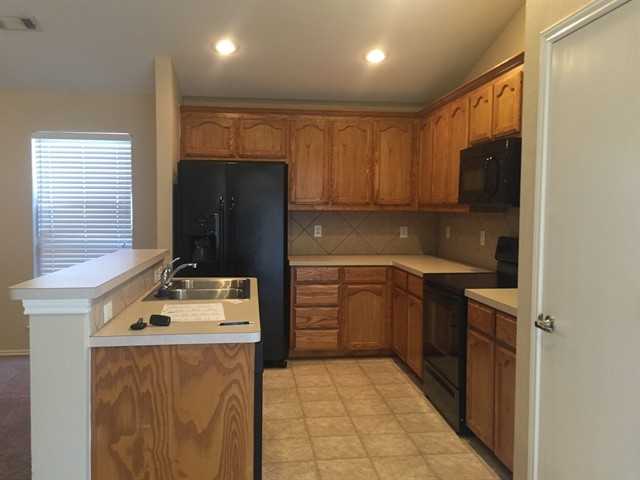 6436 Geneva Ln - Photo 3 of 17