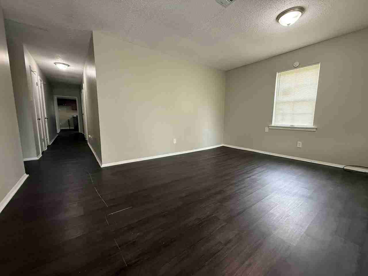 284 Gaston Avenue - Photo 5 of 8