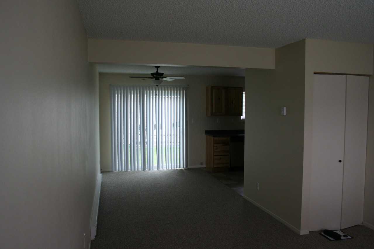 725 Waverly Pl #1 - Photo 3 of 9
