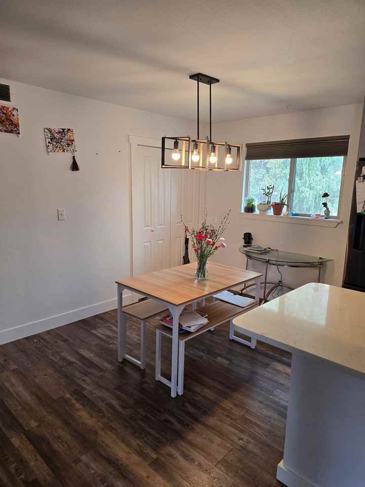 2224 Clearview Ave - Photo 6 of 25