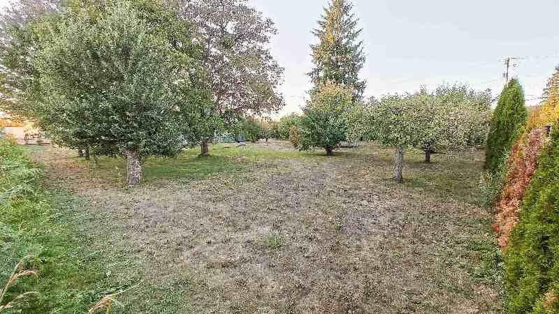 21605 Ne 83rd St - Photo 3 of 35