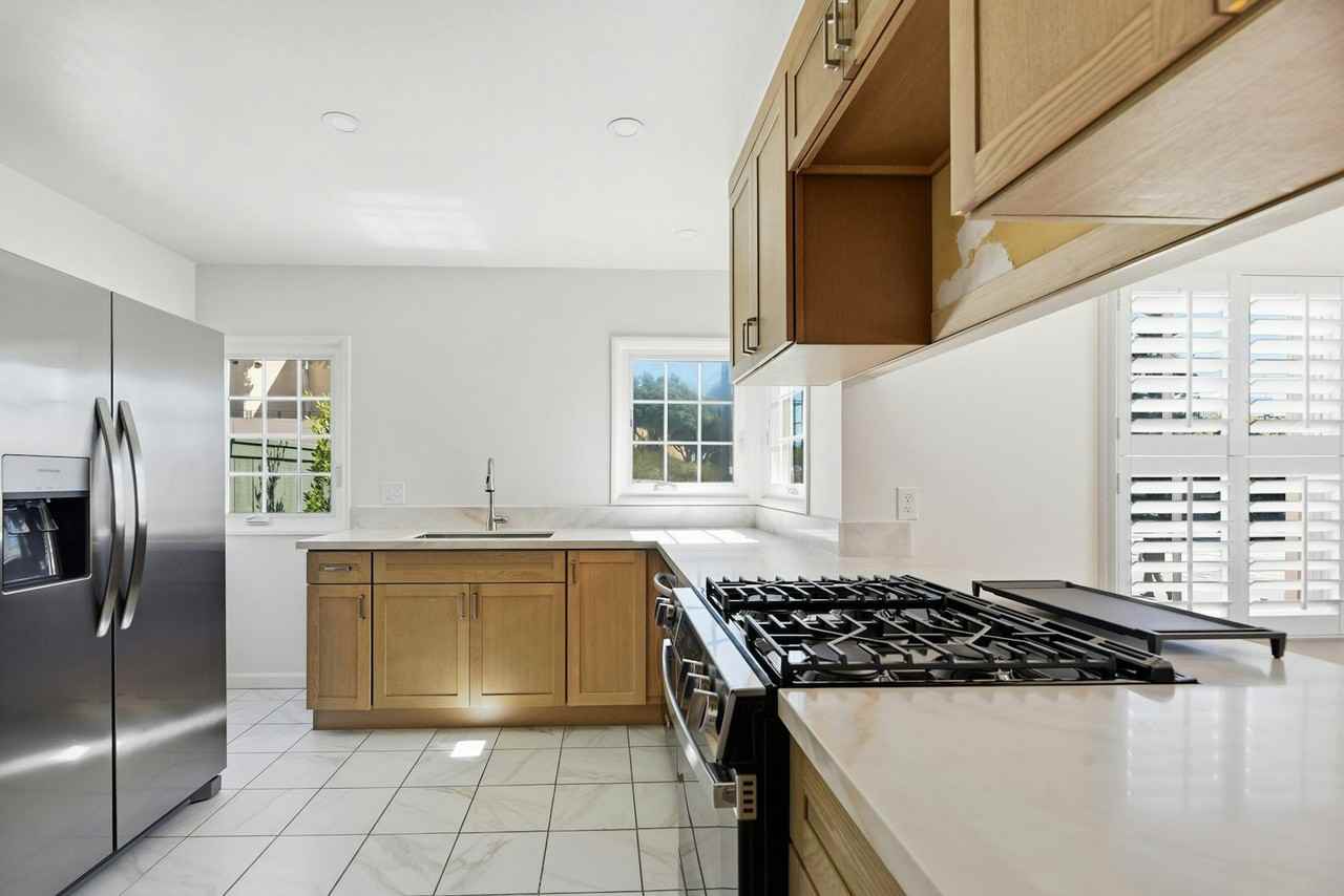7005 Draper Avenue, Unit N/A - Photo 4 of 33
