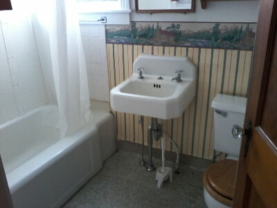 1306 Columbus Ave - Photo 4 of 5